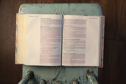 NIV, Artisan Collection Bible, Cloth over Board, Multi-Color